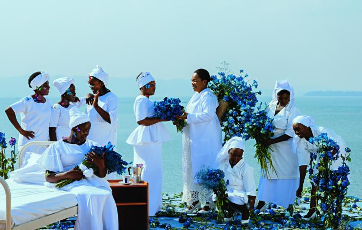 Lavazza lance More Than Us, son calendrier 2024 qui met en scène la photographie africaine