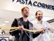 M.Pokora : le chanteur français ouvre Pasta Corner, resto dédié aux pâtes