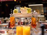 Les Français continuent de consommer des boissons dans les bars et les restos malgré l'inflation