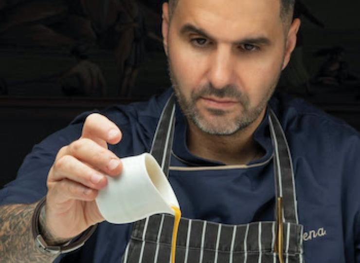 Massimiliano Sena, taluentueux chef étoilé, prend les rênes de La Table de Courcelles dans l'Aisne