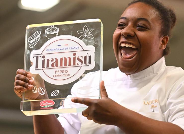 Doris Albert de Ladurée remporte le 1er Championnat de France de Tiramisù Galbani Professionnel