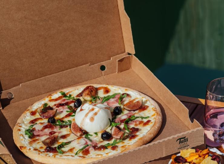 Tutti Pizza dévoile sa carte Printemps-Été pleine de fraîcheur et de recettes authentiques