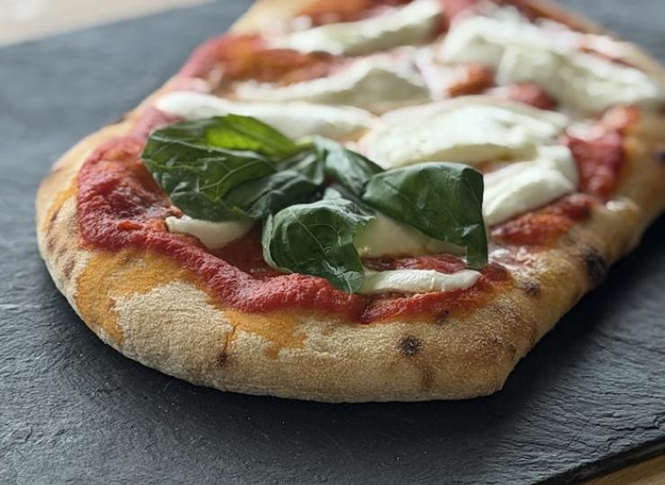 Carniato, acteur majeur de la distribution de produits italiens, développe son offre pinsa