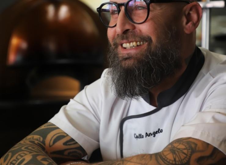 Angelo Cipullo de La Manifattura reçoit Gabriele Bonci, le Michel-Ange de la pizza, pour la Pizza Week