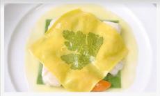 Raviolo aperto par Gualtiero Marchesi