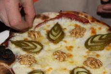 Pizza bresaola, poire, gorgonzola e nocci par Franco Salvaggio