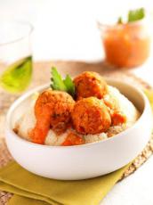 Boulettes de légumes au steak de tomates, poivrons, légumes