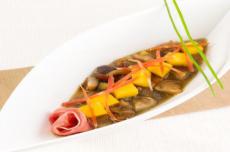 Soupe de champignons et jambon de Parme