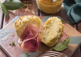 Petits flans aux haricots Cannellini, ricotta et jambon de Parme